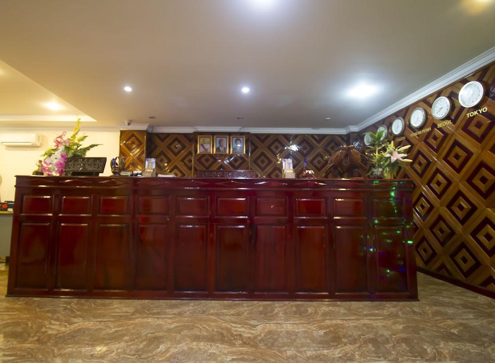 Good Luck Day Hotel & Apartment Phnom Penh Bagian luar foto