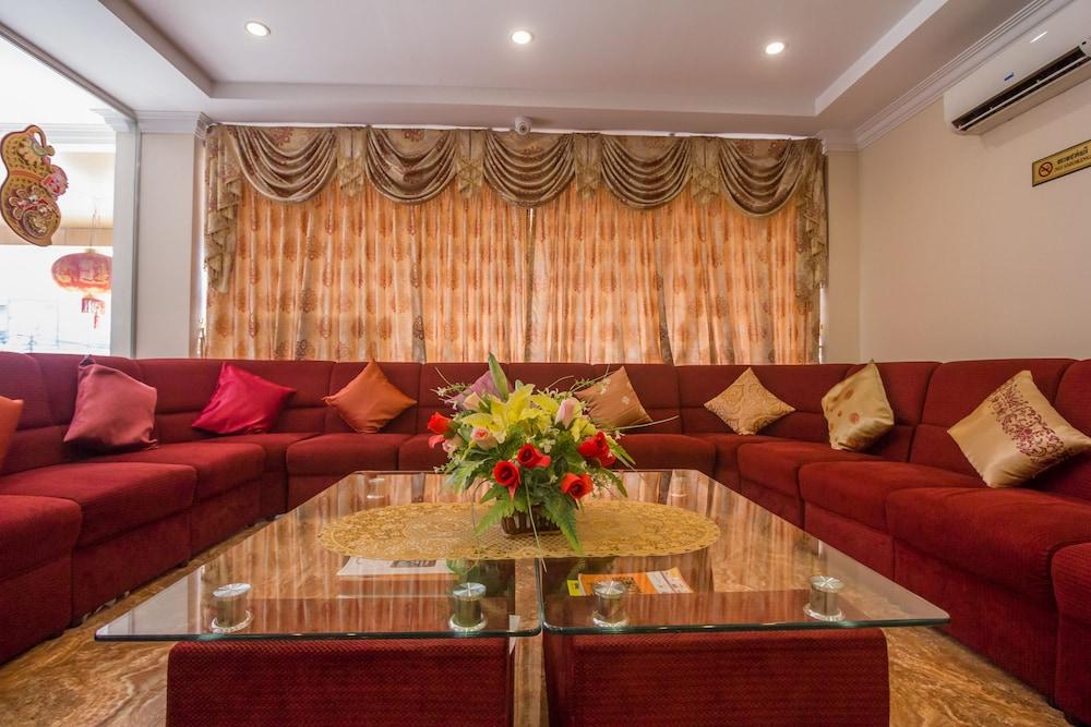 Good Luck Day Hotel & Apartment Phnom Penh Bagian luar foto