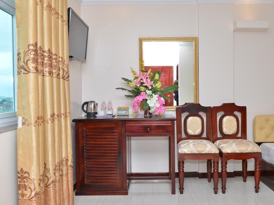Good Luck Day Hotel & Apartment Phnom Penh Bagian luar foto