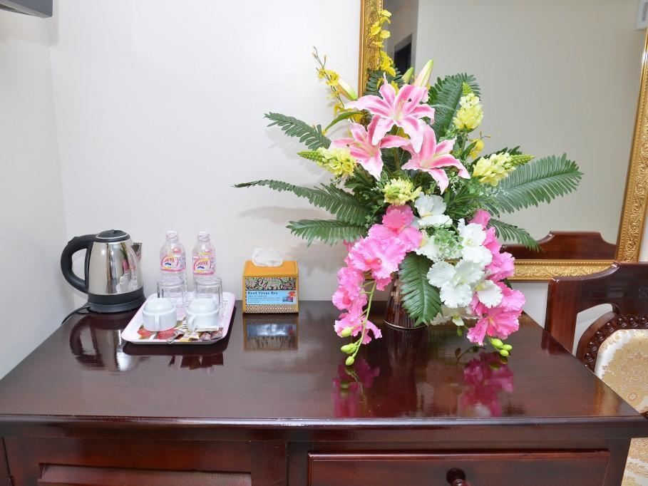 Good Luck Day Hotel & Apartment Phnom Penh Bagian luar foto