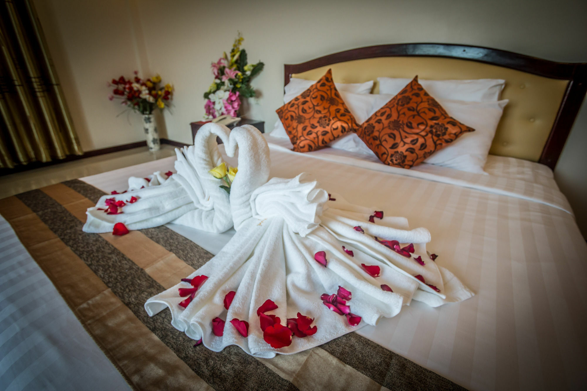 Good Luck Day Hotel & Apartment Phnom Penh Bagian luar foto