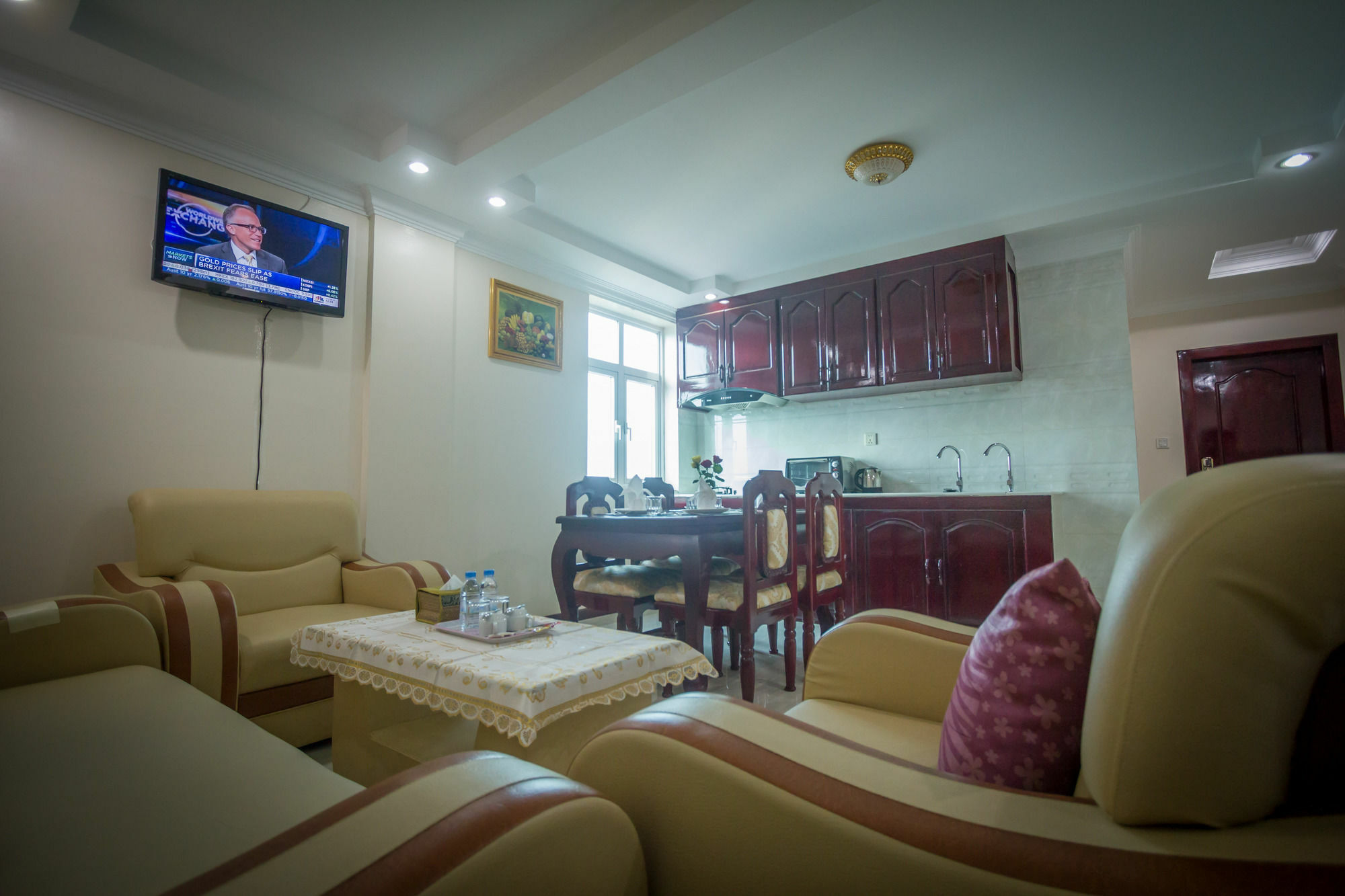 Good Luck Day Hotel & Apartment Phnom Penh Bagian luar foto